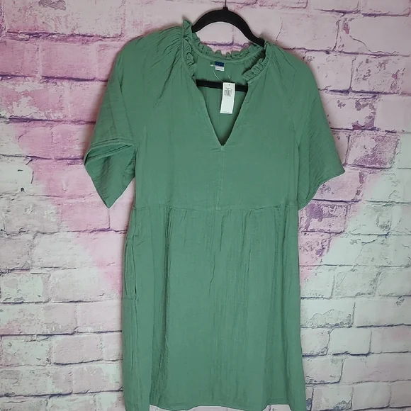 green emerald velvet dress 1950s Dark Green Cap Sleeves Swing Dress  Dreamdressy